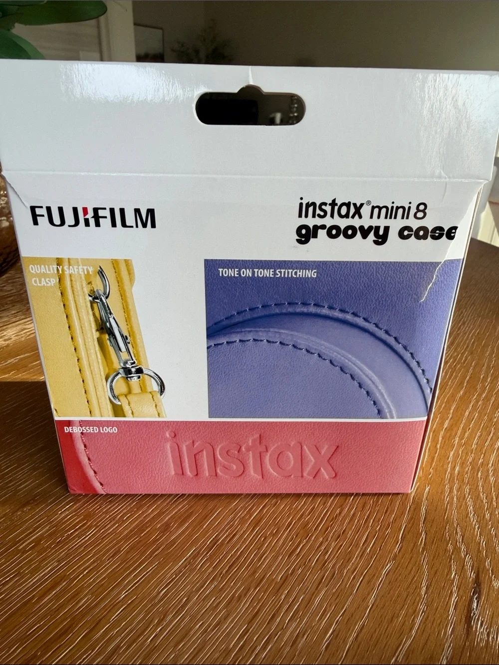 Fujifilm Instax Mini 8 Groovy Camera Case White NEW w box